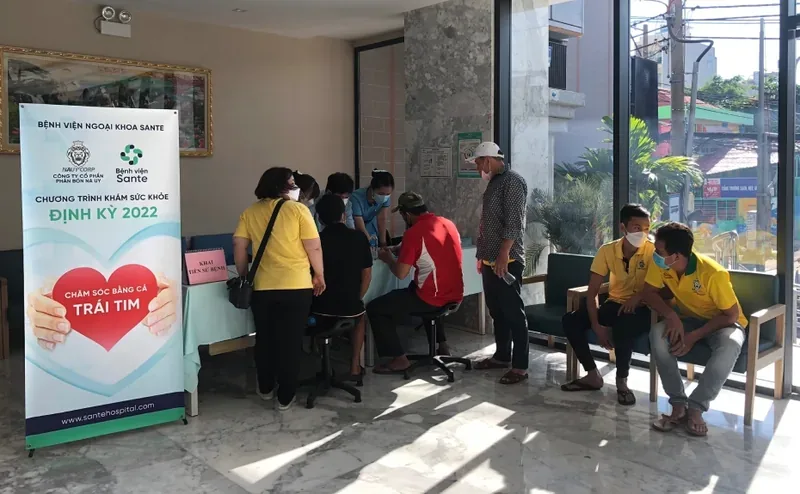 KHÁM SỨC KHỎE CHO CBNV CÔNG TY CP PHÂN BÓN NA UY