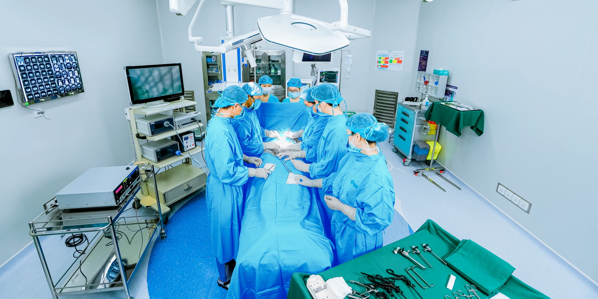 Đội ngũ Y Bác sĩ Bệnh viện Sante