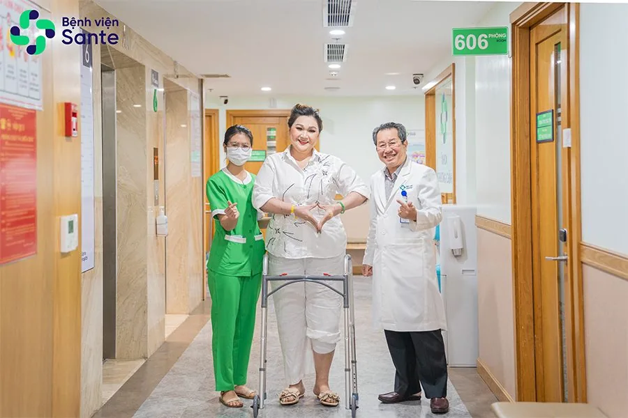 Bệnh viện Sante - THAY KHỚP GỐI BỊ THOÁI HÓA NẶNG CHO NGƯỜI BỆNH BÉO PHÌ