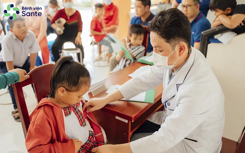 Khám chuyên khoa Nhi cho các bé - Bệnh viện SANTE Bình Thạnh, TP.HCM