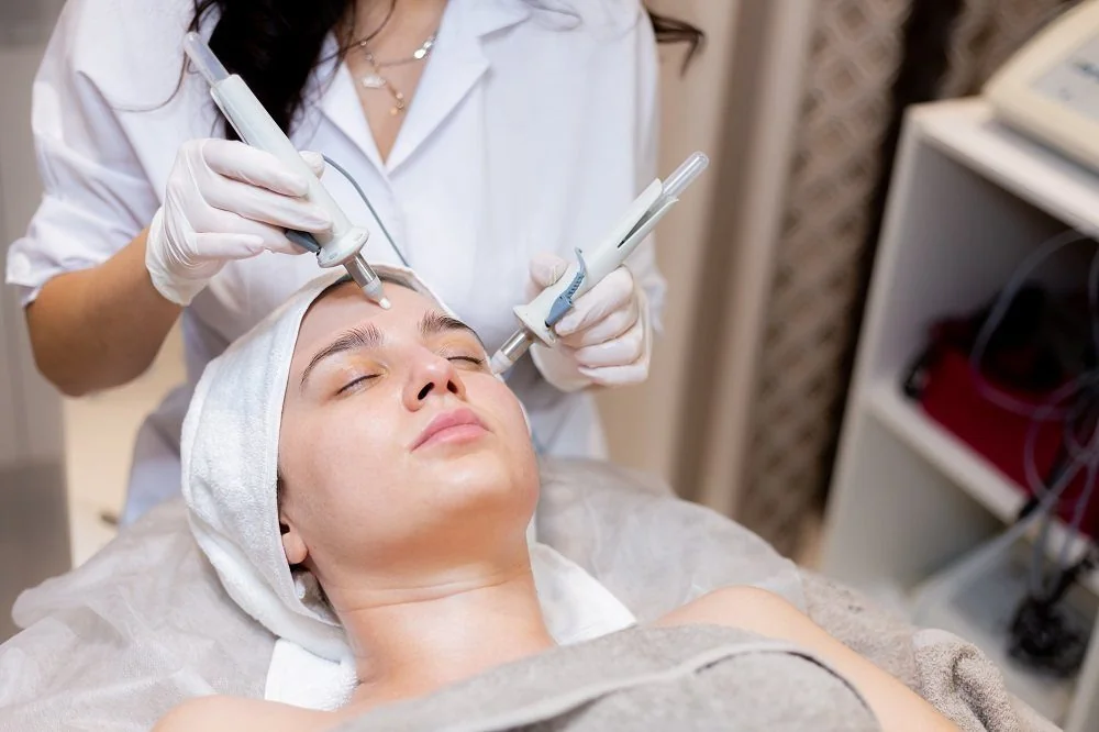 Bệnh viện Sante - Điều trị da: nám_ tàn nhang_ mụn_ nâng cơ trẻ hóa da và triệt lông (Hình 2)